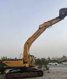 للبيع حفار هونداي 305 موديل 2013