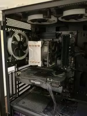 Pc Gaming مستعمل استعمال نظيف