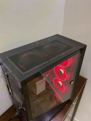 Pc Gaming مستعمل استعمال نظيف