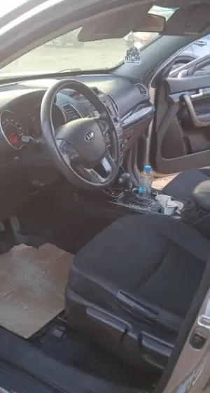 كيا سورينتو 2014 للبيع